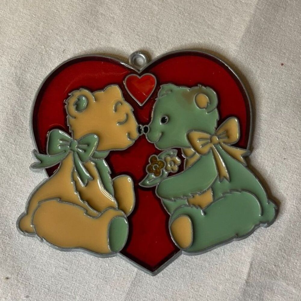 Stained glass resin suncatcher "Kissing Teddy Bears"